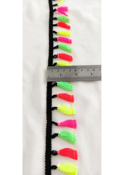 Siyah Kenar Rengarenk Püskül Saçak fırsatları