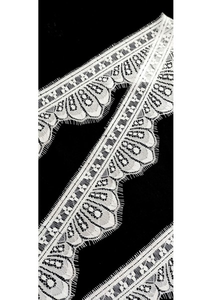 Beyaz Kenar Sakallı Dantel ( 3 mt )