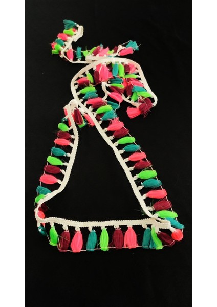 Beyaz Kenar Neon Renkli Püskül Saçak modelleri