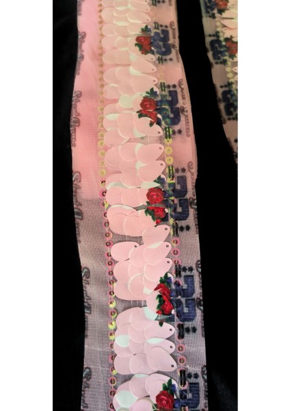 Pembe Pudra Renk Gül Baskılı Pul Payet Şerit fiyatları