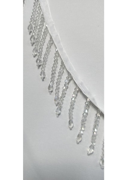 Beyaz Salen Üzerine Şeffaf Boncuklu Saçak Şerit ( 5,5 cm ) modelleri