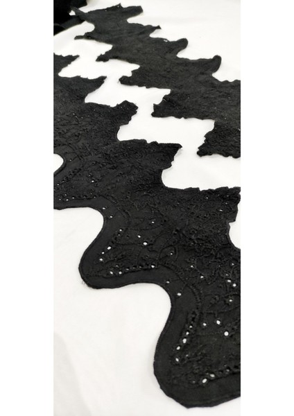 Su Yolu Zikzak Desen Siyah Güpür