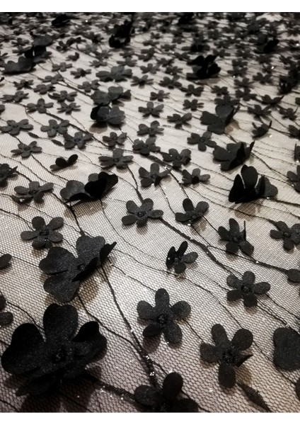 3 Boyutlu Simli Gül Desenli Kumaş