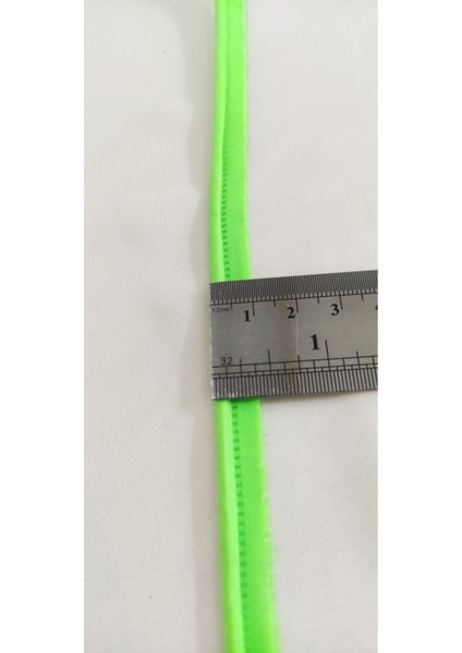 Neon Fıstık Yeşil Kenar Biye Şerit