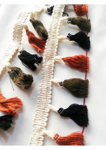 Beyaz Kahve Renk Püskül Saçak