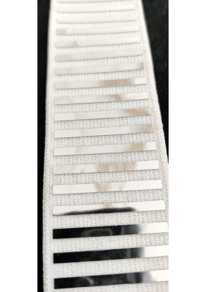 Beyaz Ayna Baskılı Parlak Lastik Şerit
