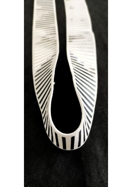 Beyaz Ayna Baskılı Parlak Lastik Şerit