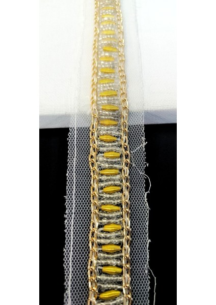 Özel Beyaz Tül Üzerine Gold Zincirli Boncuklu Şerit fiyatları