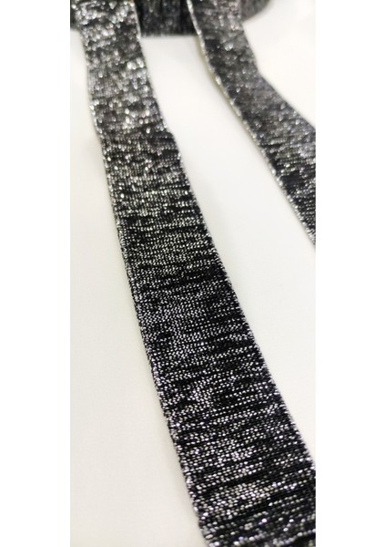 Özel Siyah Gümüş Lastik Şerit modelleri