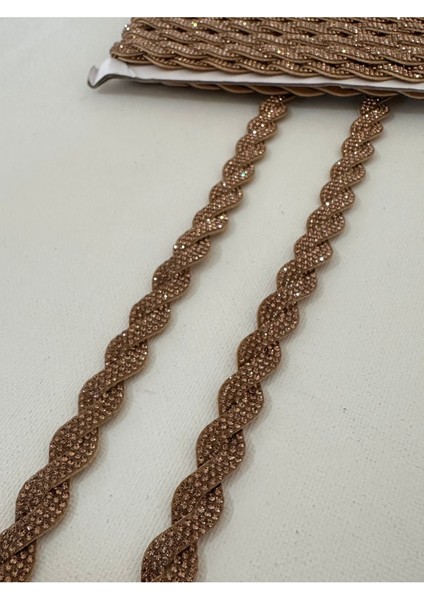 Ikili Saç Örgü Taş Işlemeli Kahverengi Süet Şerit modelleri