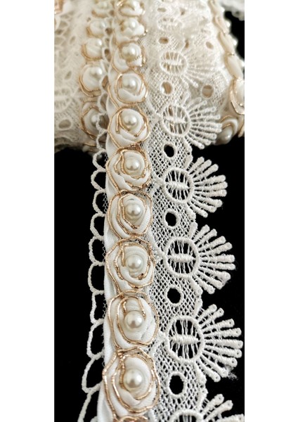 Beyaz Bronz Çiçek Motifli Incili Güpür Şerit fiyatları