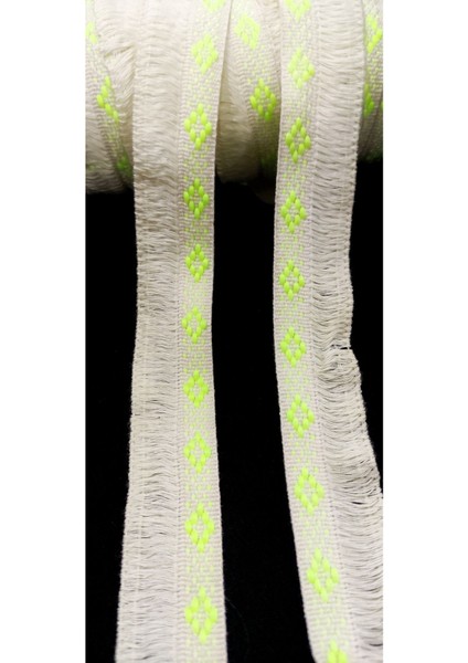 Neon Yeşil Desenli Pamuk Saçak Püskül fiyatları