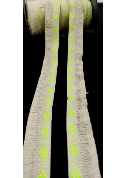 Neon Yeşil Desenli Pamuk Saçak Püskül modelleri