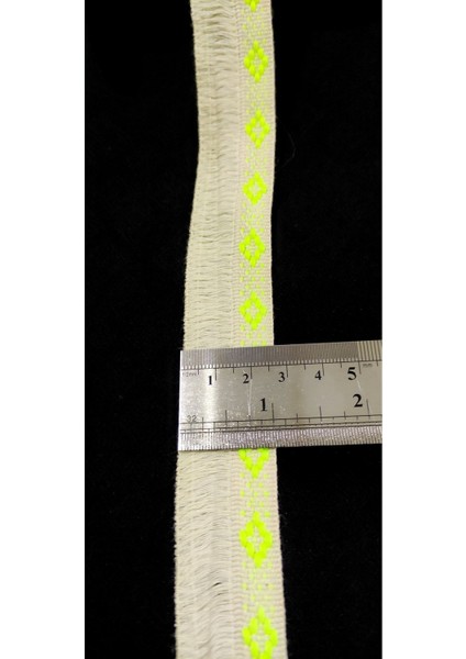 Neon Yeşil Desenli Pamuk Saçak Püskül indirimleri