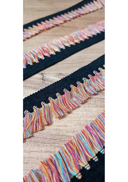 Siyah Kenar Rengarek Püskül Saçak