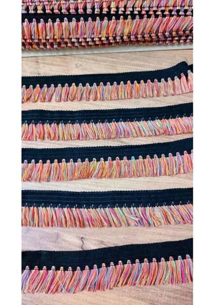 Siyah Kenar Rengarek Püskül Saçak modelleri