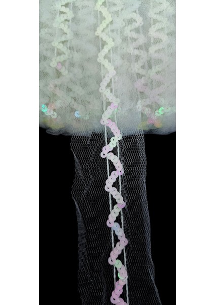 Beyaz Tül Üzerine Janjan Pul Payet Plise Şerit