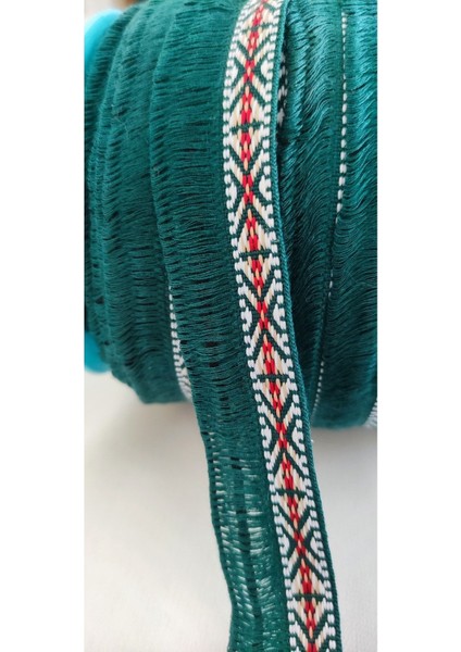 Etnik Şeritli Yeşil Renk Püskül fiyatları