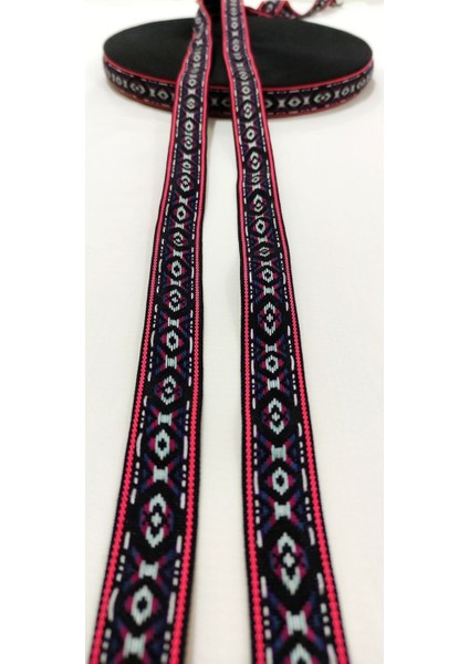 Siyah Renkli Etnik Dar Dokuma Şerit modelleri