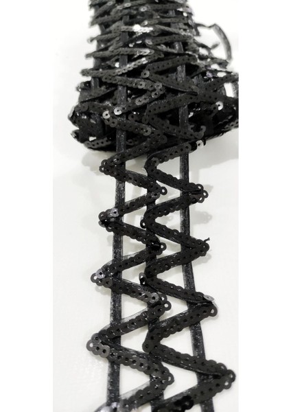 Siyah Zikzak Desen Pul Payet Şerit fiyatları