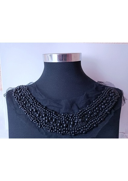 Siyah Tül Üzerine Siyah Incili Dekoralif Yaka