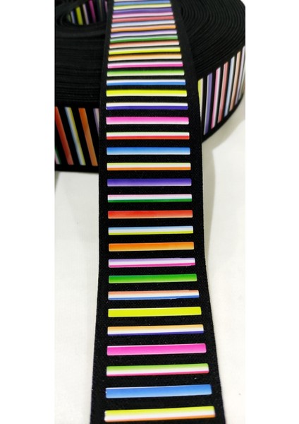 Siyah Gökkuşağı Baskılı Lastik fiyatları