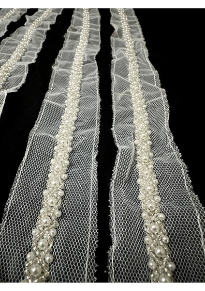 Beyaz Tül Üzerine Boncuk Inci Işlemeli Şerit fırsatları