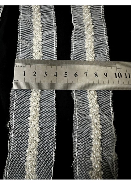 Beyaz Tül Üzerine Boncuk Inci Işlemeli Şerit indirimleri