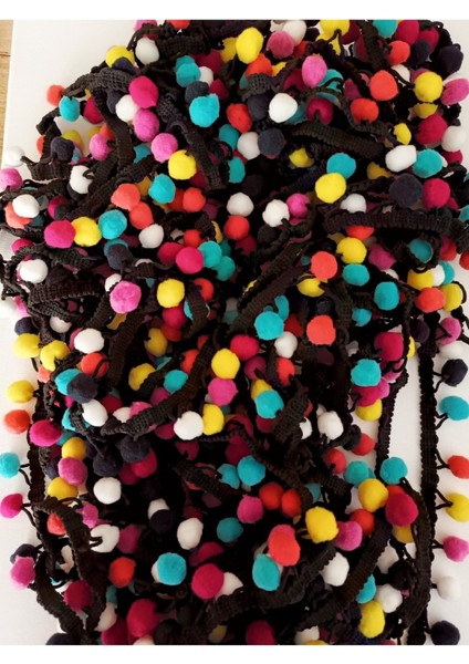 Siyah Kenar Rengarenk Ponponlu Şerit