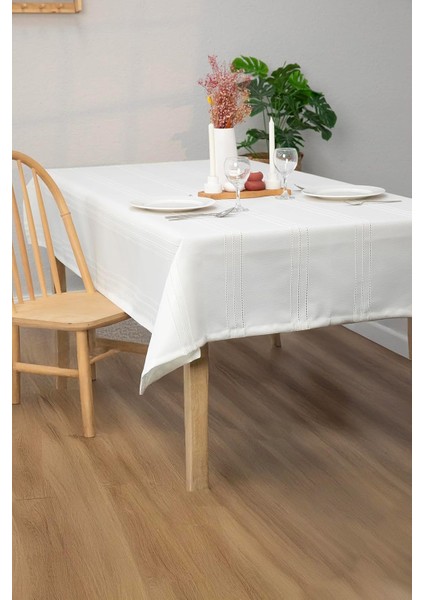 Leke Tutmaz Masa Örtüsü 160X220 - Ekru