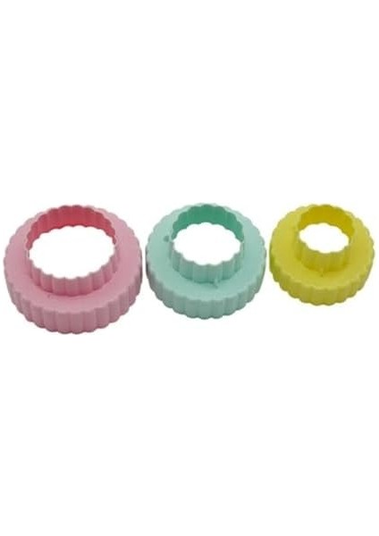 7 Parça Tırtıklı Kare ve Yuvarlak Kurabiye Kalıbı Seti Şekilli Hamur Kesici (1) modelleri