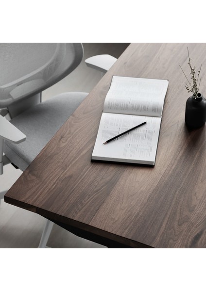 Regula Desk Solid S - Elektrikli Yüksekliği Ayarlanabilir Düz Kenar Masif Ceviz Çalışma Masası - Siyah Ayak, Ceviz Masif Tabla, 180X80 cm