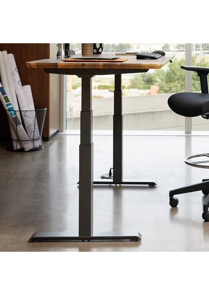 Regula Desk Solid V - Elektrikli Yüksekliği Ayarlanabilir Açılı Kesim Kenar Masif Ceviz Çalışma Masası - Siyah Ayak, Ceviz Masif Tabla, 200X80 cm fırsatları