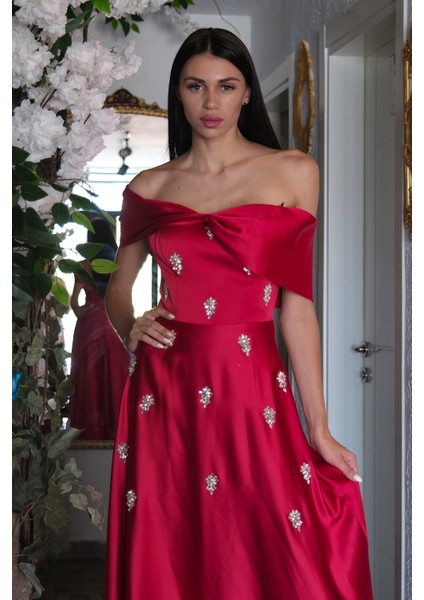 Kırmızı Fiyonk Yaka Taş Detaylı Abiye 9705541.08 indirimleri