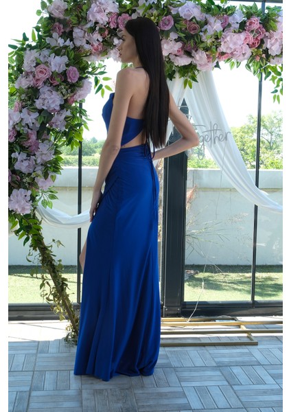Saks Askılı Yırtmaç Detaylı Drapeli Abiye 9705289.26