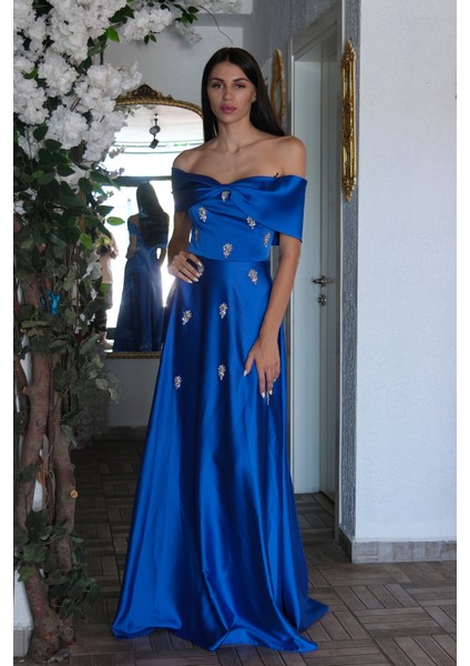 Saks Fiyonk Yaka Taş Detaylı Abiye 9705541.26 modelleri
