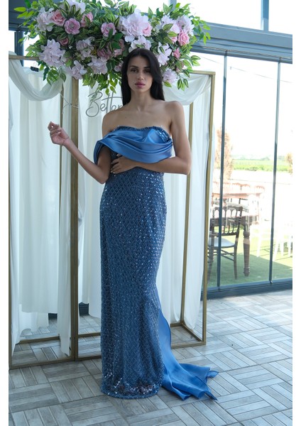 Indigo Drape Yaka Detaylı Payet Işlemeli Uzun Kuşaklı Abiye 9705470.98