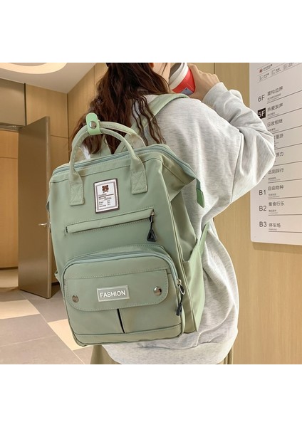 Basit ve Hafif Büyük Kapasiteli Öğrenci Okul Çantası (Yurt Dışından) fiyatları