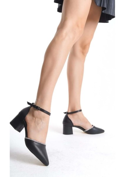 Mehtap Bilek Bantlı Şerit Taşlı Topuklu Klasik Kadın Topuklu Ayakkabı