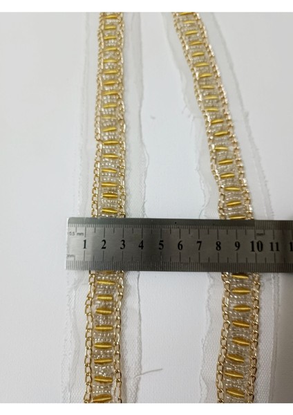 Beyaz Tüllü Boncuk Işlemeli Gold Zincirli Şerit modelleri