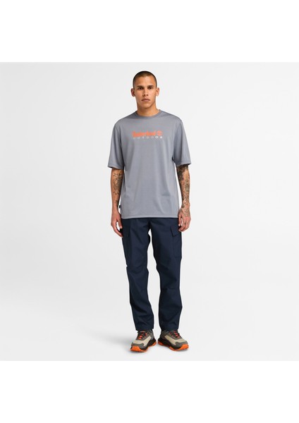 Uv-Protectıon Logo Short Sleeve Tee Erkek Gri Tshirt TB0A5SFX0731 modelleri