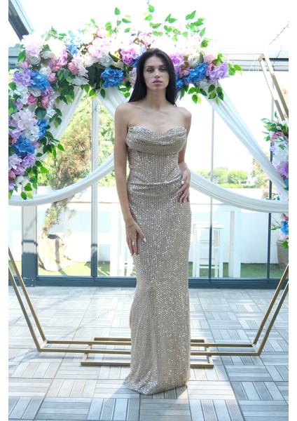 Bej Pul Taş Işlemeli Straplez Balık Abiye 9705304.55