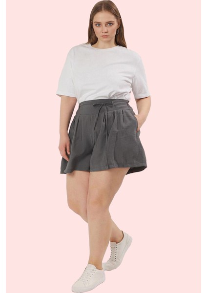 Yazlık Kadın Şort Renk Büyük Beden Yüksek Bel Geniş Paça Dokuma Kumaş Yaz Aylarının Vazgeçilmezi