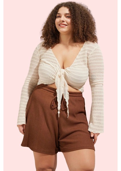 Kadın Büyük Beden Straight Kalıp Örme Şort Yaz Aylarının Vazgeçilmezi Stilin Buluştuğu Yer