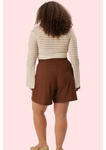 Kadın Büyük Beden Straight Kalıp Örme Şort Yaz Aylarının Vazgeçilmezi Stilin Buluştuğu Yer modelleri