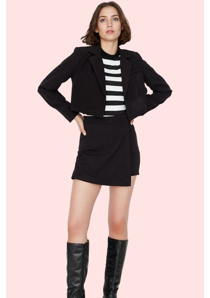 Kadın Kısa Boy Finike Dokuma Şort Etek Yüksek Bel Kemer Detayı Günlük Yaz Aylarının Vazgeçilmezi