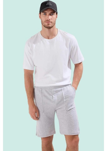 Erkek 2 Iplik Rejenere Kumaş Straight Siluet Kısa Boy Şort; Günlük ve Spor Için Mükemmel Hafta Sonu