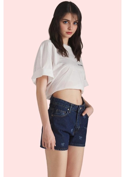 Kadın Baskılı Desenli Denim Şort Yüksek Bel Straight Kalıp Pamuk Yazlık Yaz Aylarının Vazgeçilmezi fiyatları