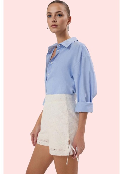 Kadın Kısa Boy Straight Siluet Brode Şort Günlük Kullanım Hafta Sonu Yaz Aylarının Vazgeçilmezi