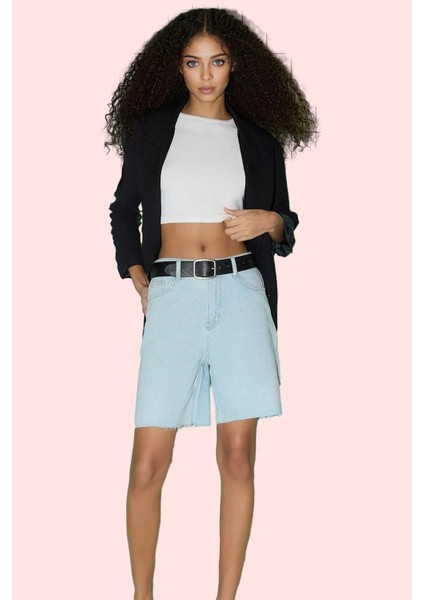 Kadın Yazlık Yüksek Bel Denim Bermuda Şort Boru Paça Cool Tasarım Yaz Aylarının Vazgeçilmezi fiyatları